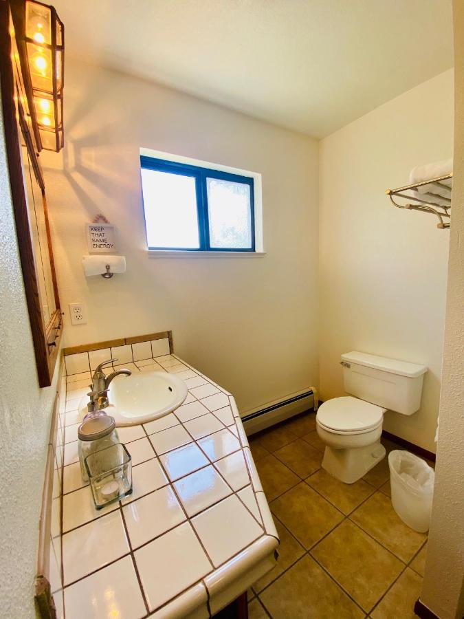 Holiday home Family Friendly, 3 Bedroom House, With King Bed For Up To 15 - Bbq - Internet - Jet Tub
